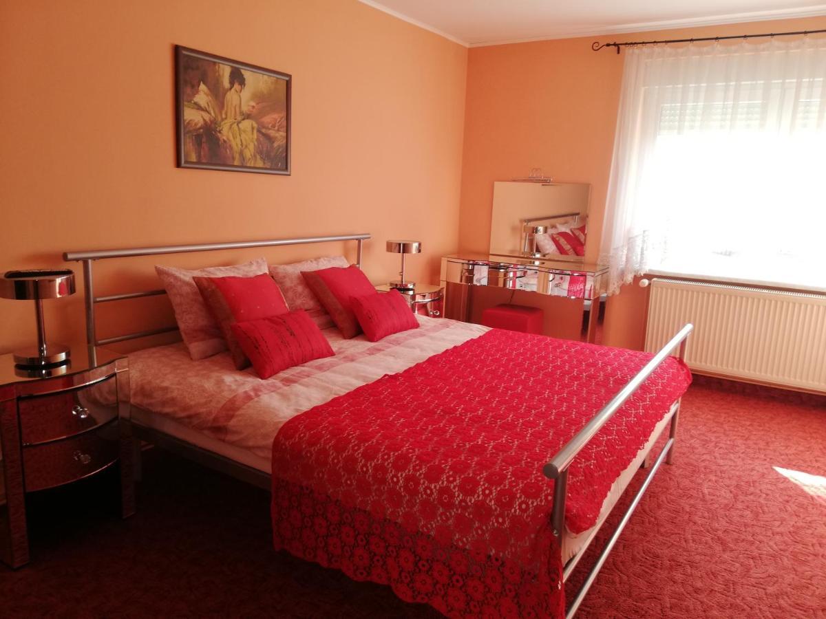 Apartamento Luxury Braşov Exterior foto